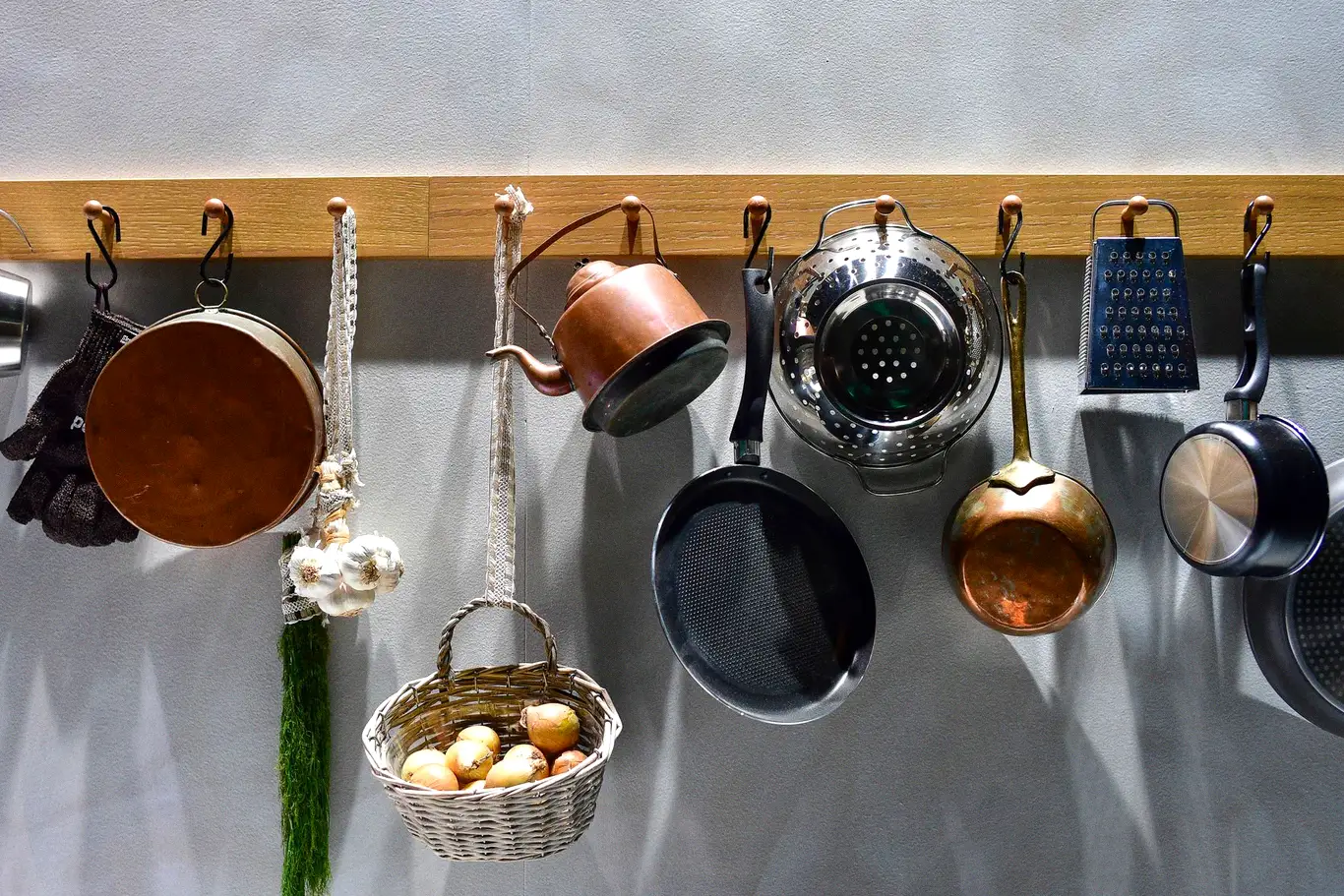 For kitchens & trade